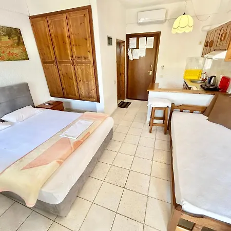 Alba Mare أفيتوس