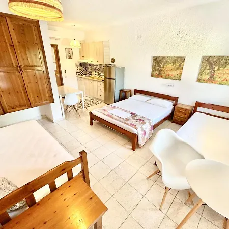 شقة Alba Mare أفيتوس